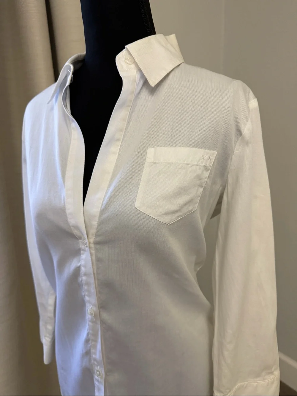 Elizabeth and James Cohen White Tailored Button-Down Shirt - Picture 3 of 11